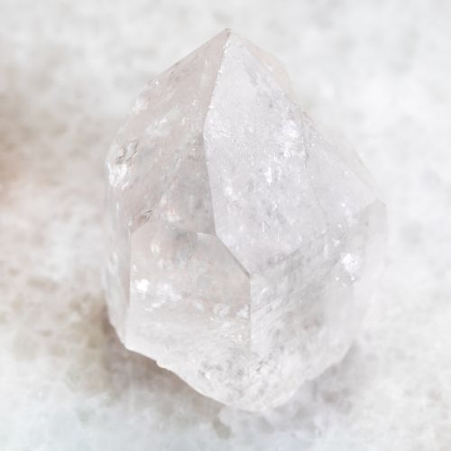 kristal kuvars taşı faydaları